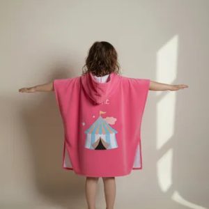 Poncho De Toalla Estampado De Nena Toallon Capucha 60x120 51805 Fucsia Circo