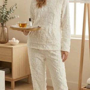 Pijama Mujer Polar Soft Calentito Con Capucha Bianca 2021 Hueso 1003 Dibujada M/l
